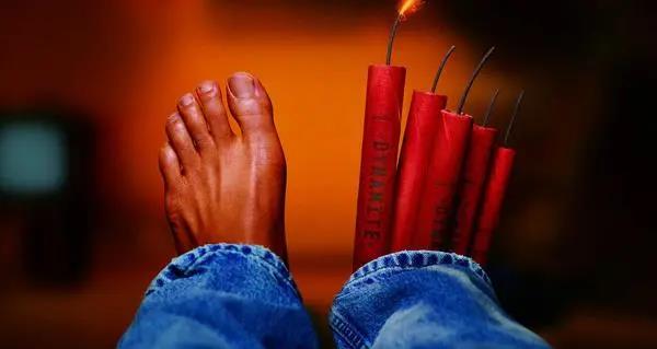 搞定痛風(fēng)大麻煩？三個(gè)穴位來(lái)助力